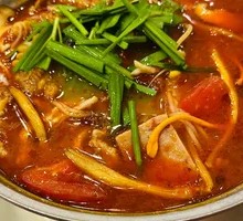 Qin Niang Iron Pot Rice Noodles