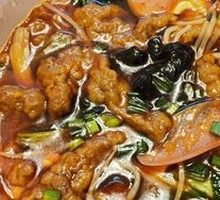 Crispy Pork Hot Pot Rice Noodles