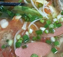 Tomato Braised Pork Noodles