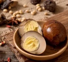 A Plump Boiled Egg