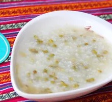 Nutritious Mung Bean Porridge