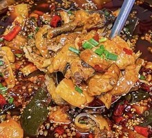 Pig's Hoof and Taro Chicken