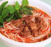 Spicy Pepper Beef Rice Noodles