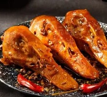 Freshly Boiled Duck Heads