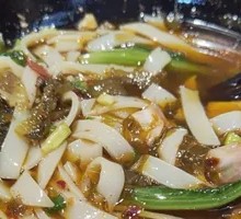Sour Cabbage and Pork Noodles