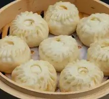 Fresh Soy Sauce Pork Steamed Bun