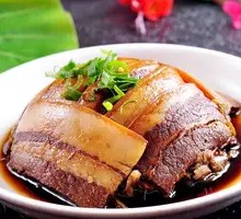 Braised pork with glutinous rice