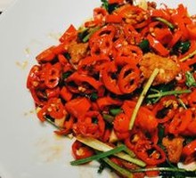 Stir-Fried Beef with Yellow Onion