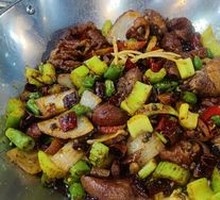 Spicy Braised Intestines in Hot Pot Style