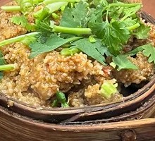 Steamed Lamb in Bamboo Basket
