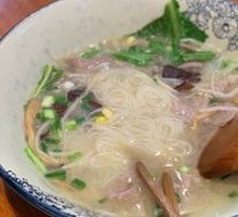 Chicken Broth Vegetarian Rice Noodles