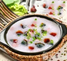 Health-Preserving Century Egg and Pork Porridge