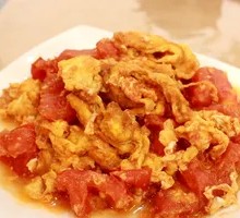 Tomato and Egg Stir-Fry