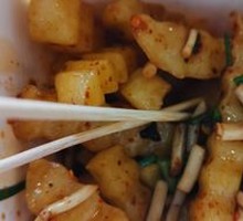 Curry Chicken and Potato Rice in Wooden Bucket