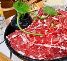 Freshly Sliced Wagyu Beef Tenderloin