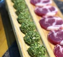 Tender and Smooth Meat Slices