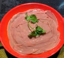 Sliced Pork Kidney with Big Knife