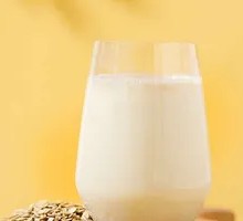 Freshly Ground Smooth Soy Milk
