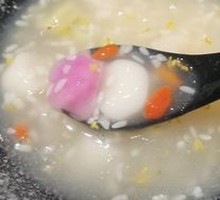 Osmanthus Glutinous Rice Balls in Fermented Rice Soup