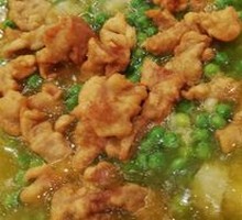 Crispy Pork and Pea Soup