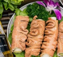 Braised Pork Intestines with Green Onion