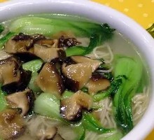 Shiitake and Oyster Mushroom Noodles