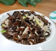 Wood Ear Mushroom and Pork Shreds