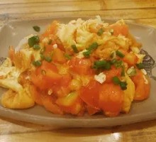 Tomato and Egg Stir-Fry