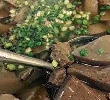 Pickled Radish Blood Duck Soup