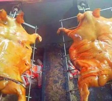 Charcoal-Roasted Suckling Pig