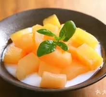 Hami Melon Double-Yolk Custard