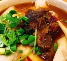 Beef Noodles with Beef Topping