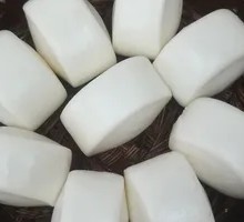 Milk-flavored Steamed Buns