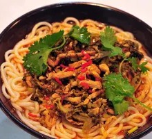 Sour Cabbage and Pork Stir-Fried Rice Noodles