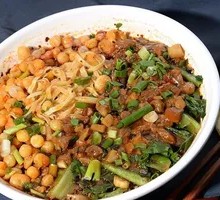 Eighteen Mix Dry Fried Pea Noodles