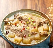 Sour Radish Duck Soup Pot