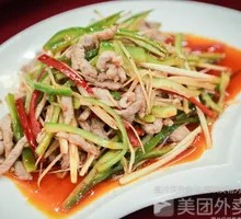 Young Ginger Stir-Fried Pork Strips