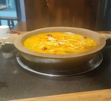 Sour Radish Old Duck Soup in Stone Pot