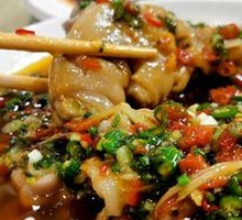 Chopped Chili Pig Trotters