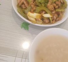 Bitter Melon with Shredded Pork