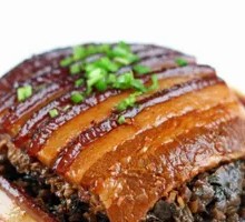 Traditional Braised Pork with Rice