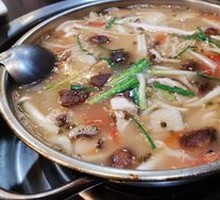 Fangzhulv Pork Rib with Bamboo Shoots