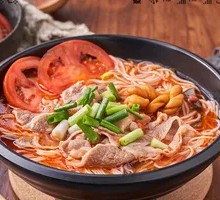 Tomato Pork Rib Noodles