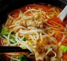 Small Pot Beef Noodle Soup