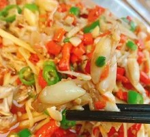 Young Ginger Stir-Fried Frog
