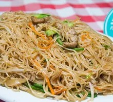 Cantonese Fried Rice Noodles