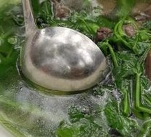 Pea Shoot Chicken Blood Soup