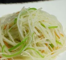 Sliced Potatoes with Green Pepper
