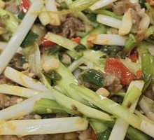 Stir-fried Beef with Leek