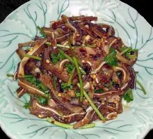 Spicy Oil Tossed Pig Ear Set Meal